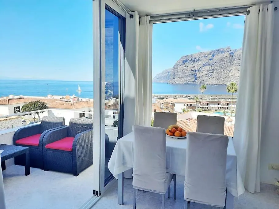 Amazing View Los Gigantes & La Gomera location