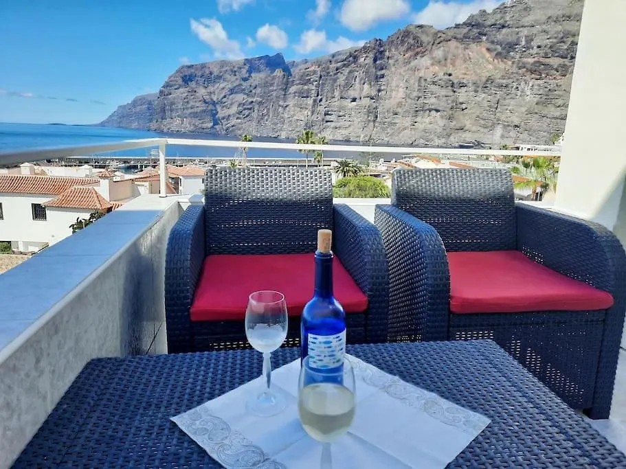 Amazing View Los Gigantes & La Gomera Apartment Acantilado de los Gigantes